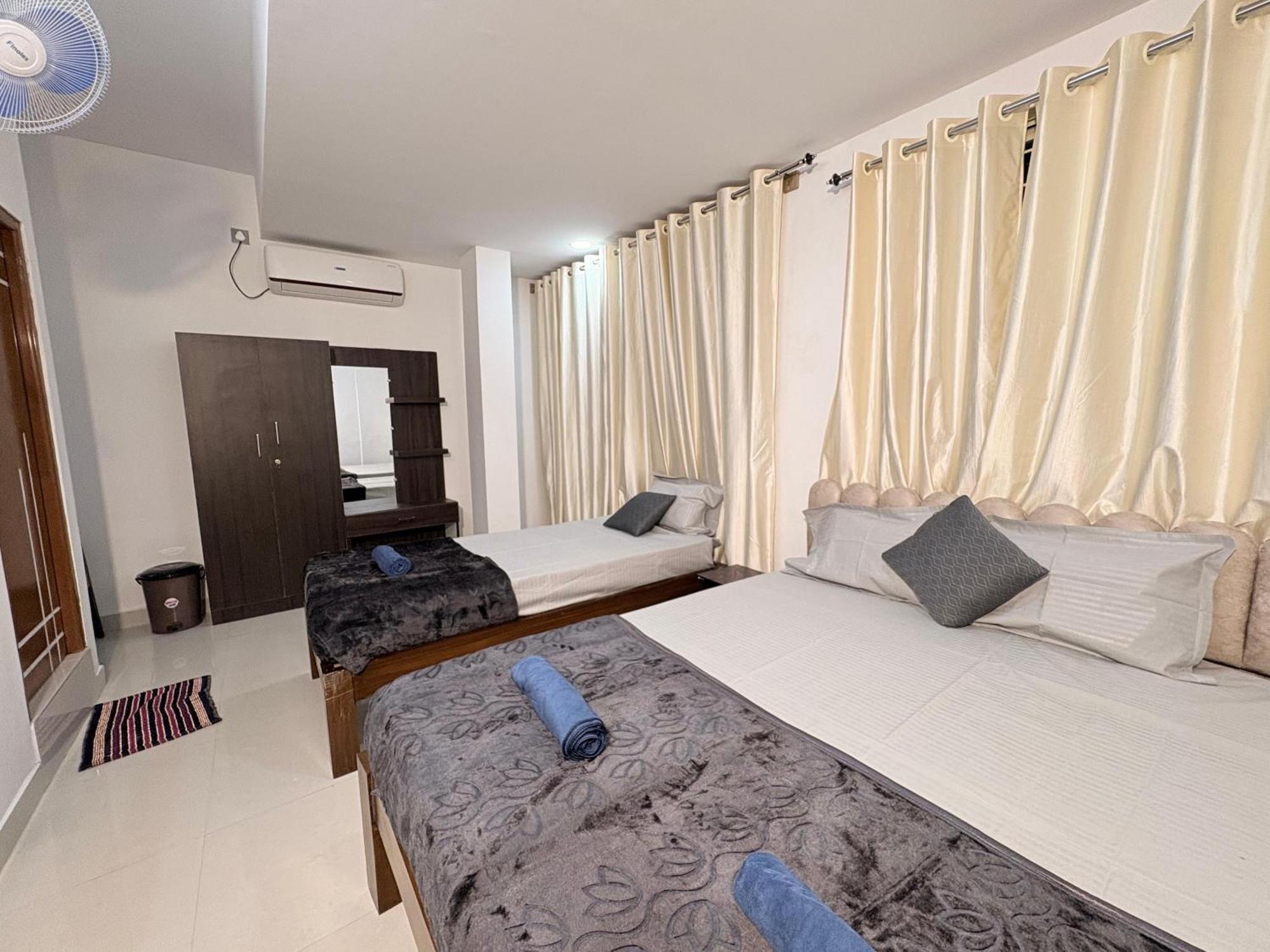 Spectra Inn Mysore Exterior photo